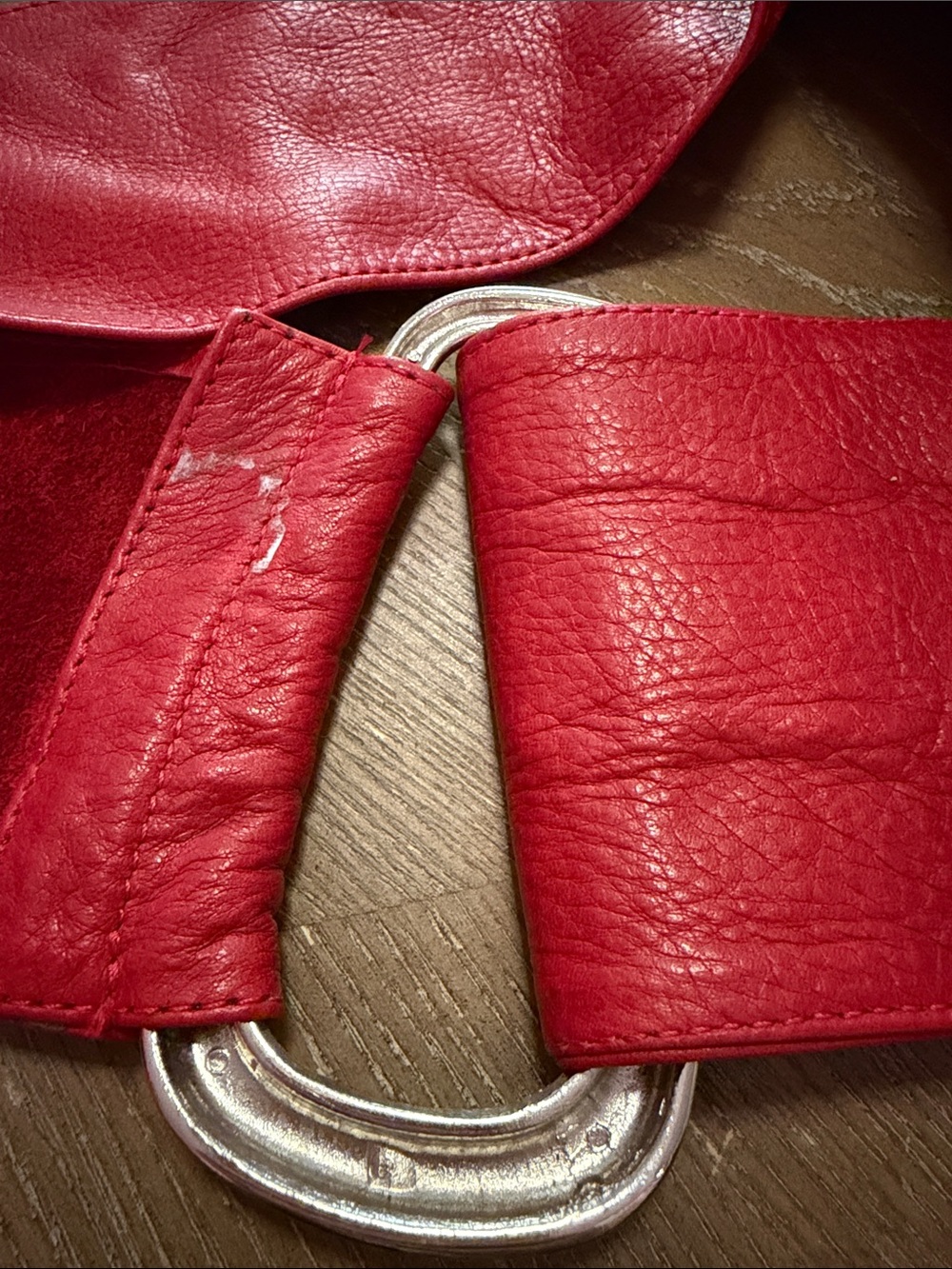 Wide Red Leather Buckle Waist Belt - Picture 4 of 6
